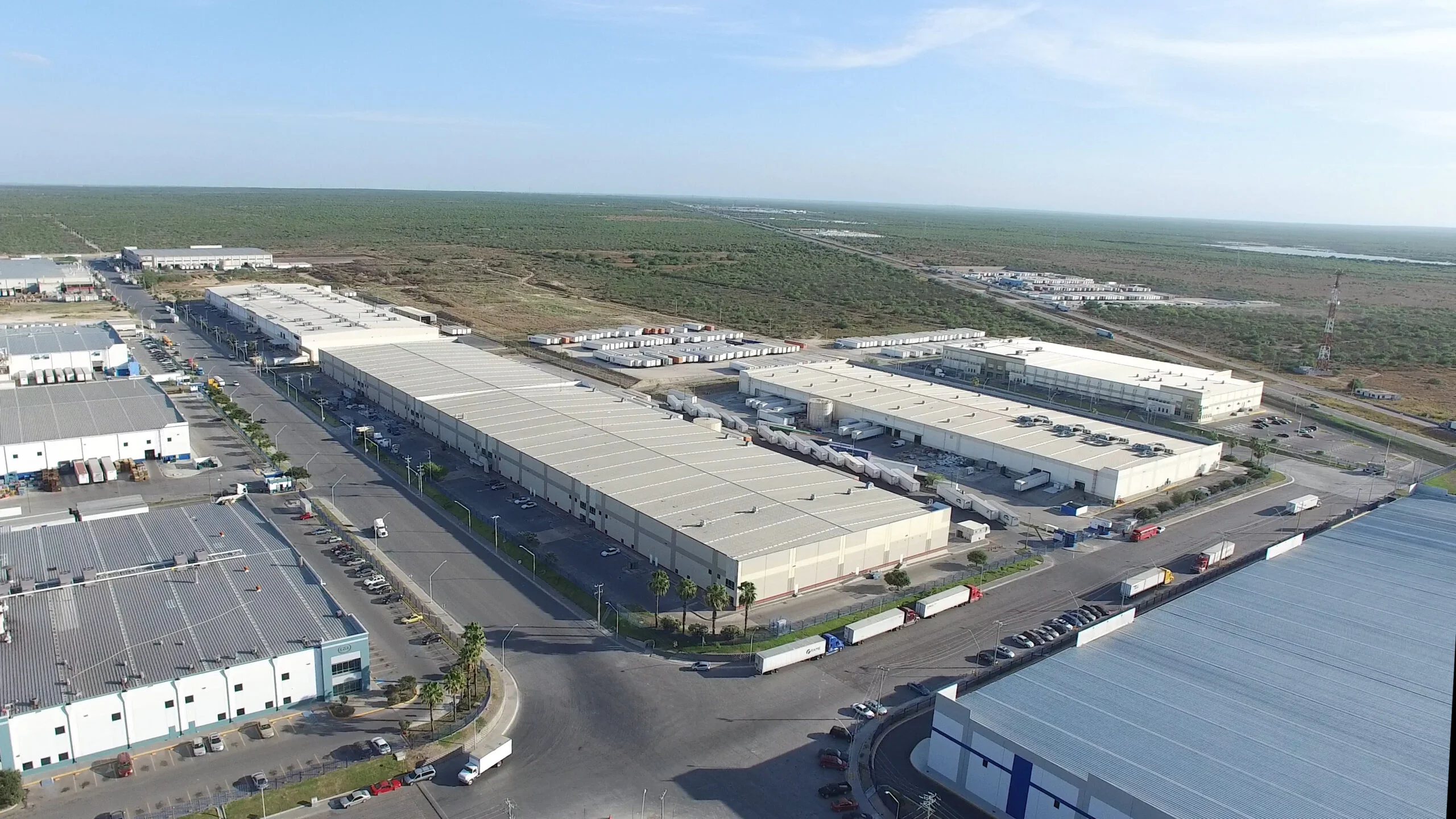 Trabajamos con quienes construyen a escala.